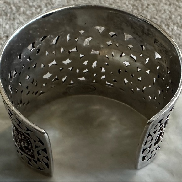 Stunning Lois Hill Sterling Silver Granulated Filagree Cuff Bracelet - Picture 3 of 5
